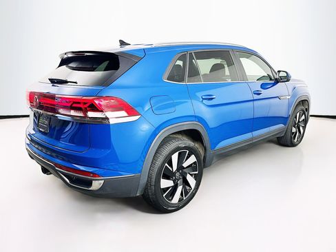 Used 2025 Volkswagen Atlas Cross Sport SE image 9