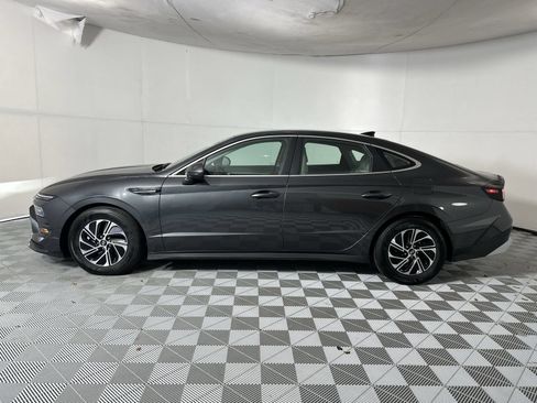 Used 2026 Hyundai Sonata Blue FWD image 5
