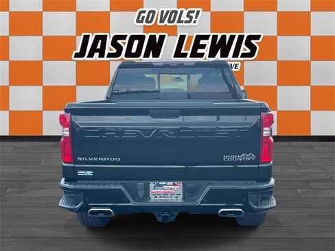 Used 2021 Chevrolet Silverado 1500 High Country w/ Technology Package image 5