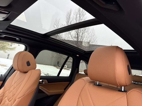 New 2026 BMW X5 xDrive40i w/ Premium Package image 4