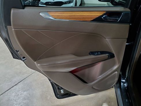 Used 2015 Lincoln MKC FWD w/ Equipment Group 102A Reserve image 35
