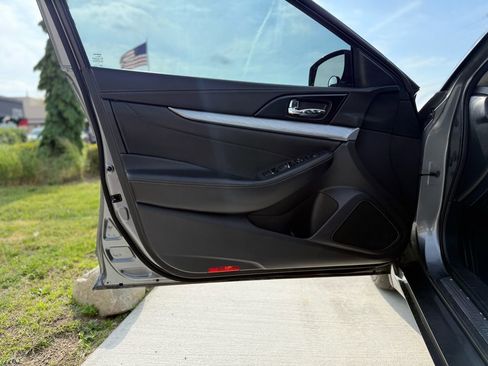 Used 2016 Nissan Maxima 3.5 SV FWD image 9