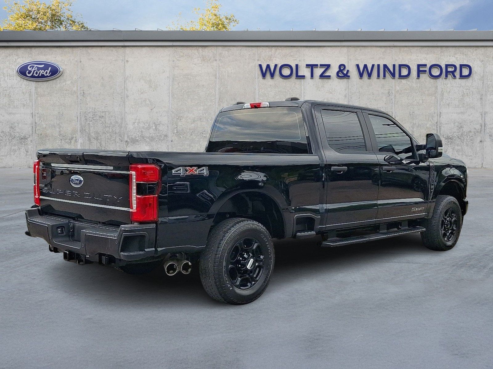 Used 2024 Ford F250 XL w/ STX Appearance Package AWD/4WD image 6