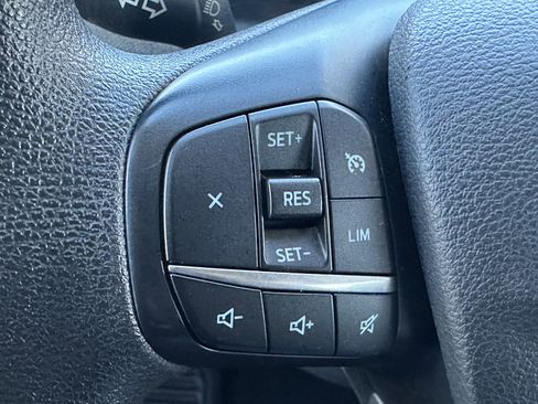 Used 2023 Ford Transit 350 XLT image 25