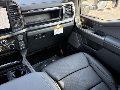 New 2026 Ford F250 Lariat w/ Lariat Ultimate Package AWD/4WD image 14