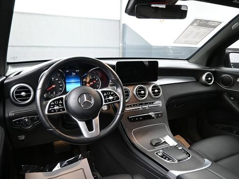 Used 2022 Mercedes-Benz GLC 300 w/ Premium Package Lite image 28
