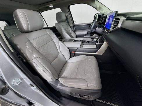 Used 2024 Toyota Sequoia Limited RWD image 29