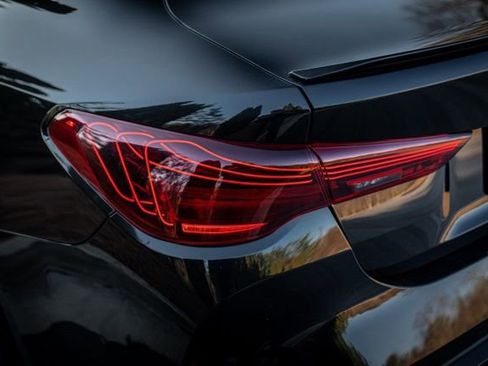 Used 2025 BMW M4 Competition w/ Parking Assistance Package image 18