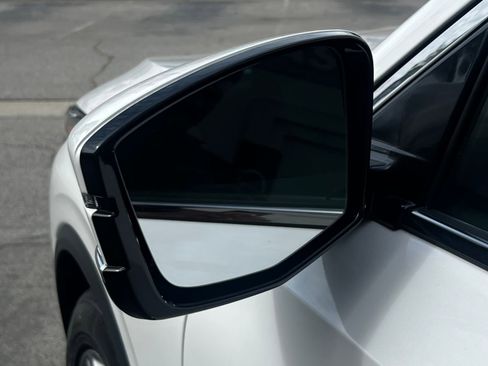 Used 2023 Acura MDX FWD image 11