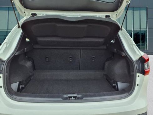 Certified 2020 Nissan Rogue Sport S image 10