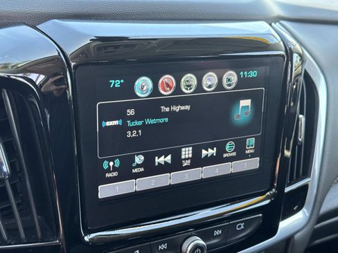 Used 2019 Chevrolet Traverse LT w/ LT Premium Package FWD image 14