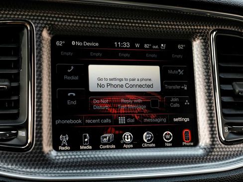 Used 2015 Dodge Challenger SRT Hellcat RWD image 25