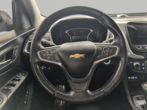 Used 2021 Chevrolet Equinox Premier AWD/4WD image 5