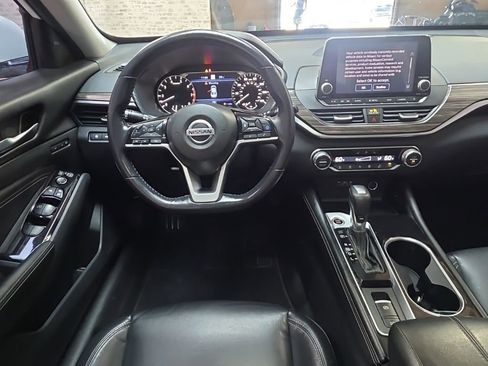 Used 2021 Nissan Altima 2.5 Platinum AWD/4WD image 12
