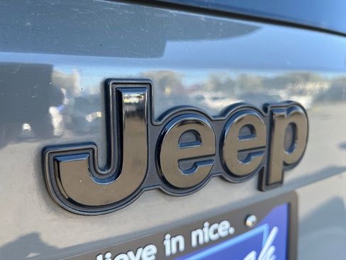 Used 2022 Jeep Renegade Altitude w/ Convenience Group image 25