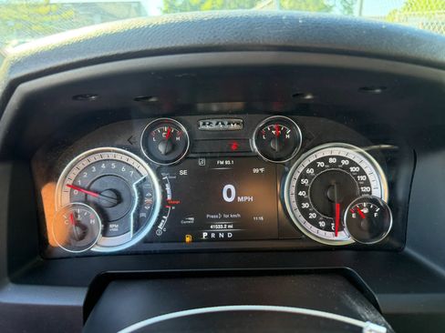 Used 2024 RAM 1500 Tradesman w/ Electronics Group AWD/4WD image 10