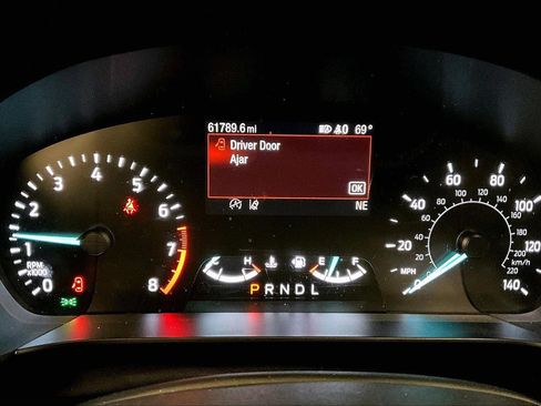 Certified 2020 Ford Escape SE image 19