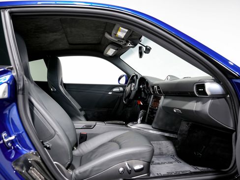 Used 2011 Porsche 911 Turbo image 28