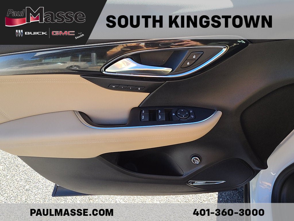 Used 2025 Buick Envision Preferred AWD/4WD image 11