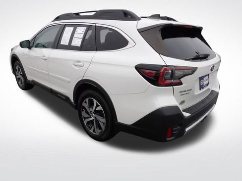 Used 2022 Subaru Outback Limited AWD/4WD image 9