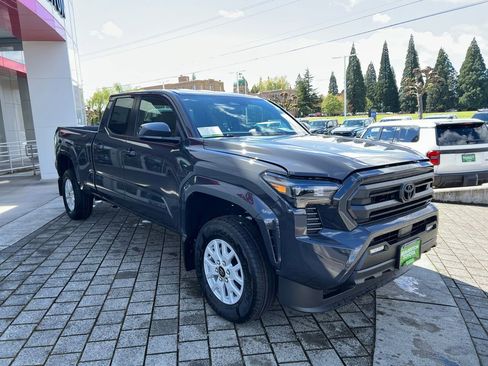 New 2026 Toyota Tacoma SR5 AWD/4WD image 7