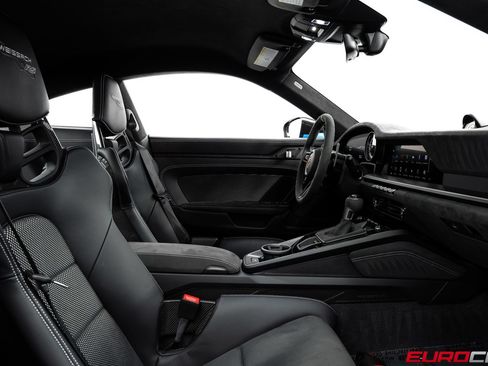 Used 2024 Porsche 911 GT3 RS RWD image 42
