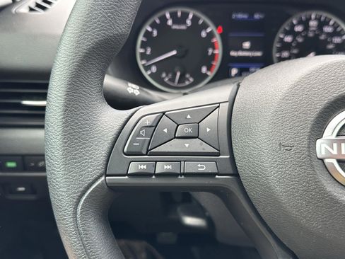 Certified 2024 Nissan Sentra S FWD image 33