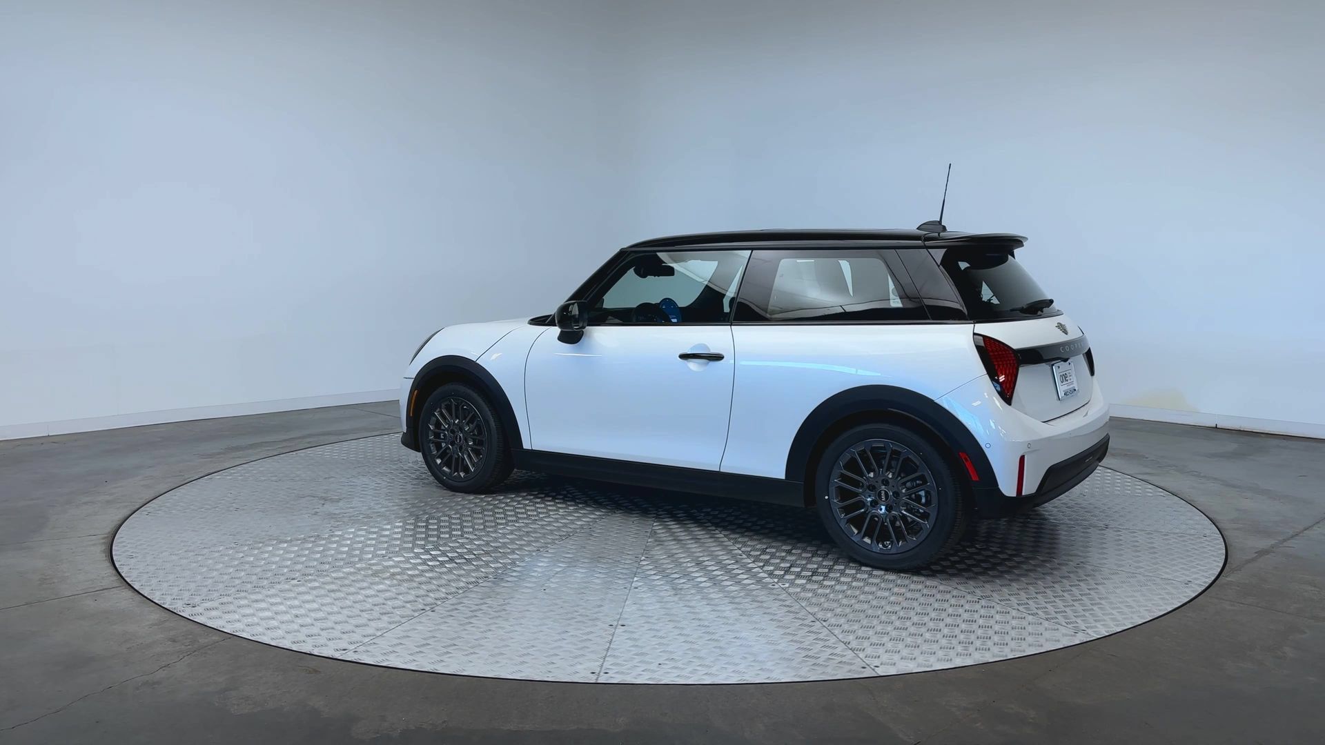 Used 2026 MINI Cooper S FWD image 6