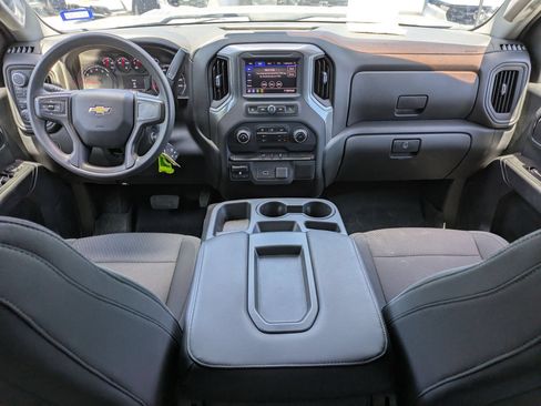 Used 2020 Chevrolet Silverado 2500 Custom w/ Custom Value Package AWD/4WD image 16