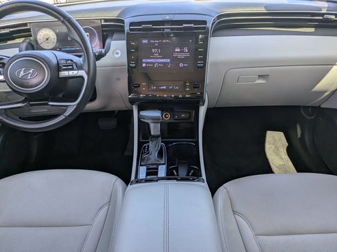 Used 2022 Hyundai Tucson SEL w/ Convenience + Premium Package FWD image 16