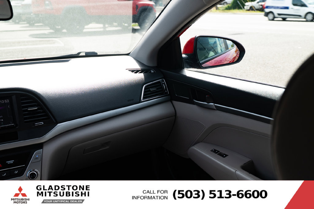 Used 2018 Hyundai Elantra SE FWD image 10