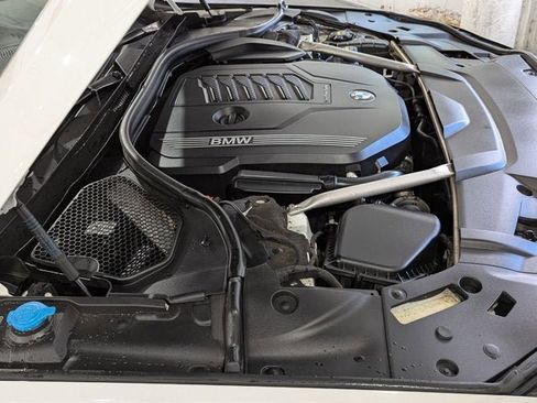 Used 2020 BMW 740i w/ Cold Weather Package image 34