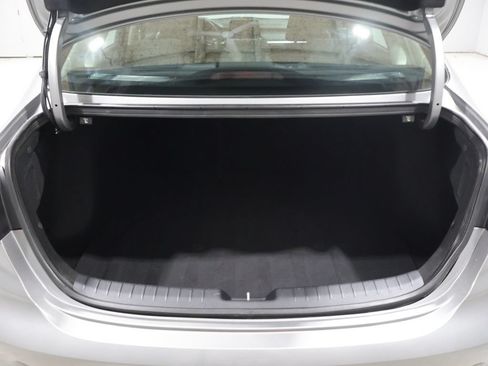 Used 2023 Kia Forte LXS w/ LXS Technology Package FWD image 4