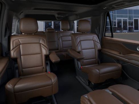 New 2025 Lincoln Navigator L Reserve image 11