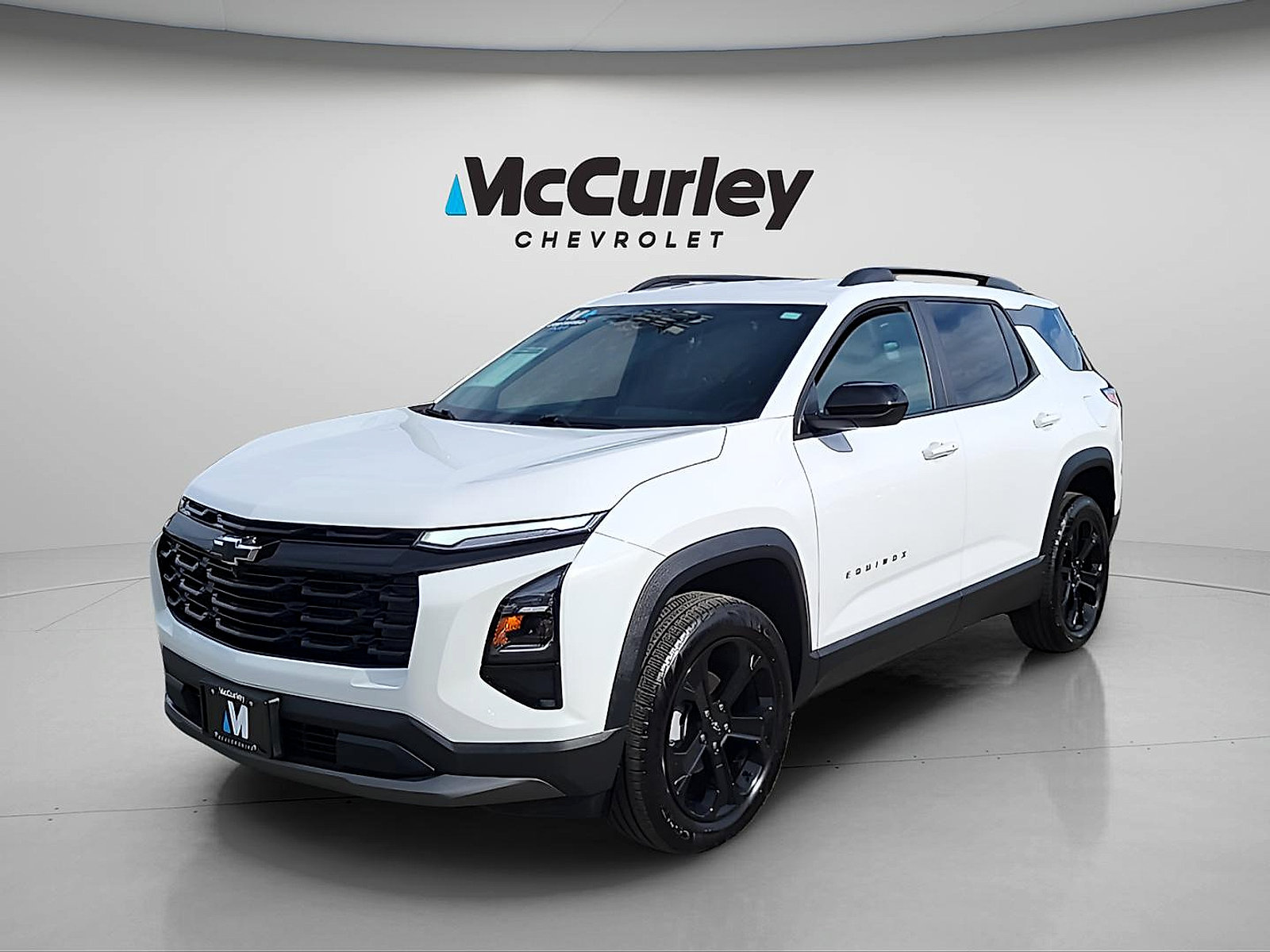 Used 2025 Chevrolet Equinox LT w/ Midnight Edition AWD/4WD image 3