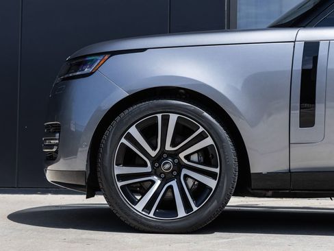 Used 2023 Land Rover Range Rover Long Wheelbase SE AWD/4WD image 11