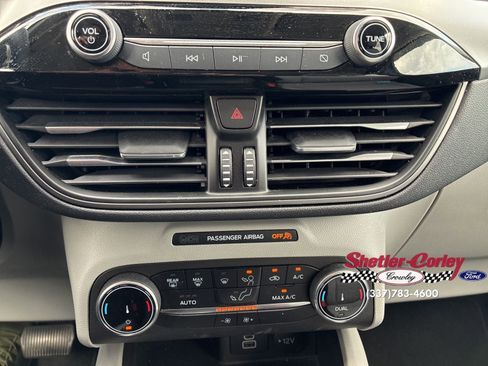 Used 2025 Ford Escape Active image 23