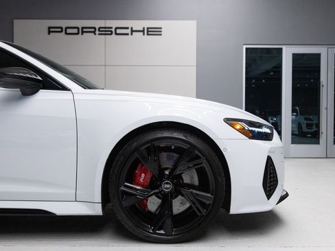 Used 2021 Audi RS 6 w/ Executive Package AWD/4WD image 11