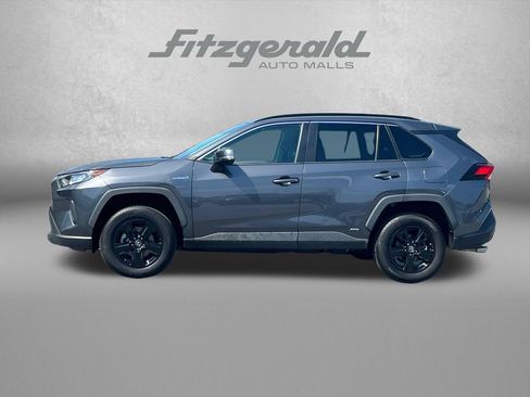 Used 2019 Toyota RAV4 LE AWD/4WD image 5
