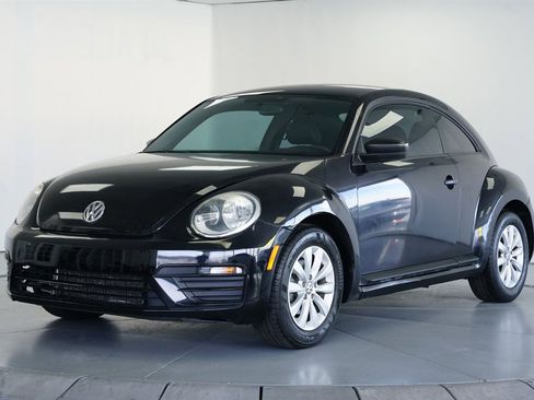 Used 2017 Volkswagen Beetle 1.8T image 3