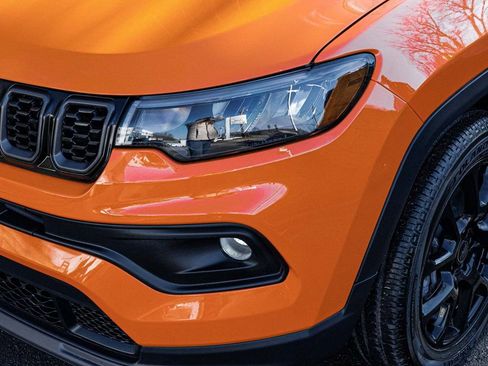 New 2026 Jeep Compass Latitude AWD/4WD image 37