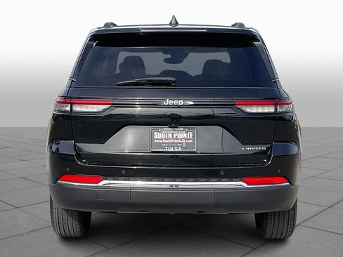 Certified 2022 Jeep Grand Cherokee Limited image 4