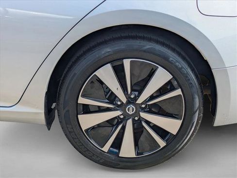 Used 2022 Nissan Altima 2.5 SV image 8