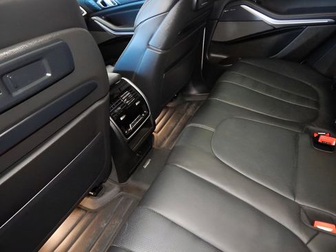 Used 2020 BMW X5 xDrive40i w/ Premium Enhanced Package image 31