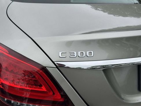 Used 2019 Mercedes-Benz C 300 Sedan image 13