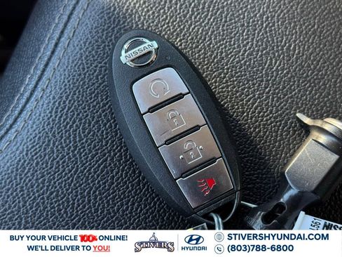 Used 2020 Nissan Kicks SV image 33