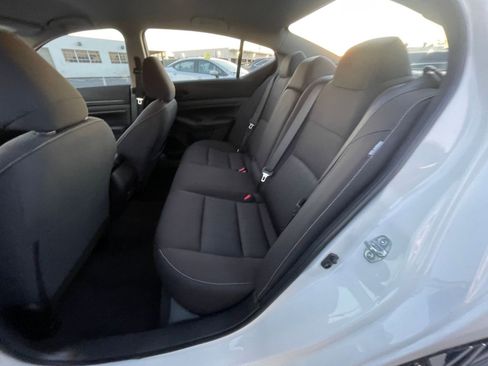 Used 2025 Nissan Altima 2.5 SV image 27