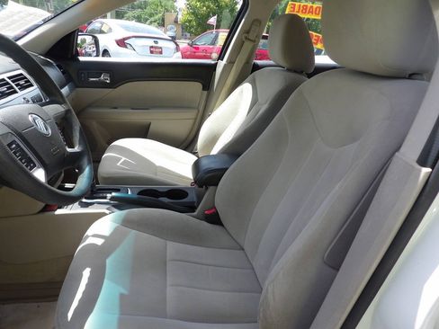 Used 2009 Mercury Milan FWD image 8