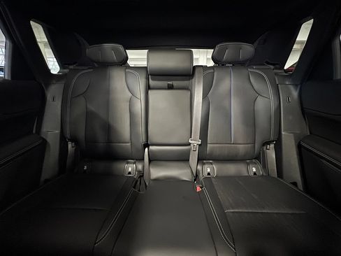 Used 2024 Cadillac Lyriq Luxury RWD image 16