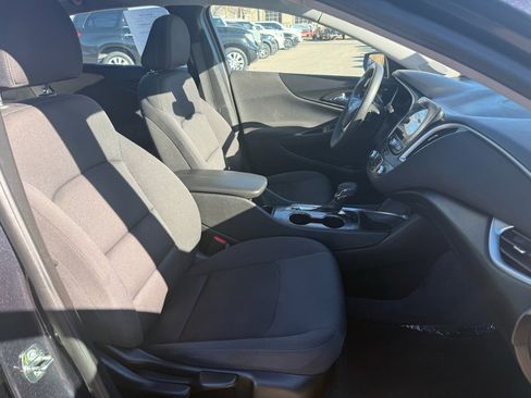 Used 2022 Chevrolet Malibu LT image 20